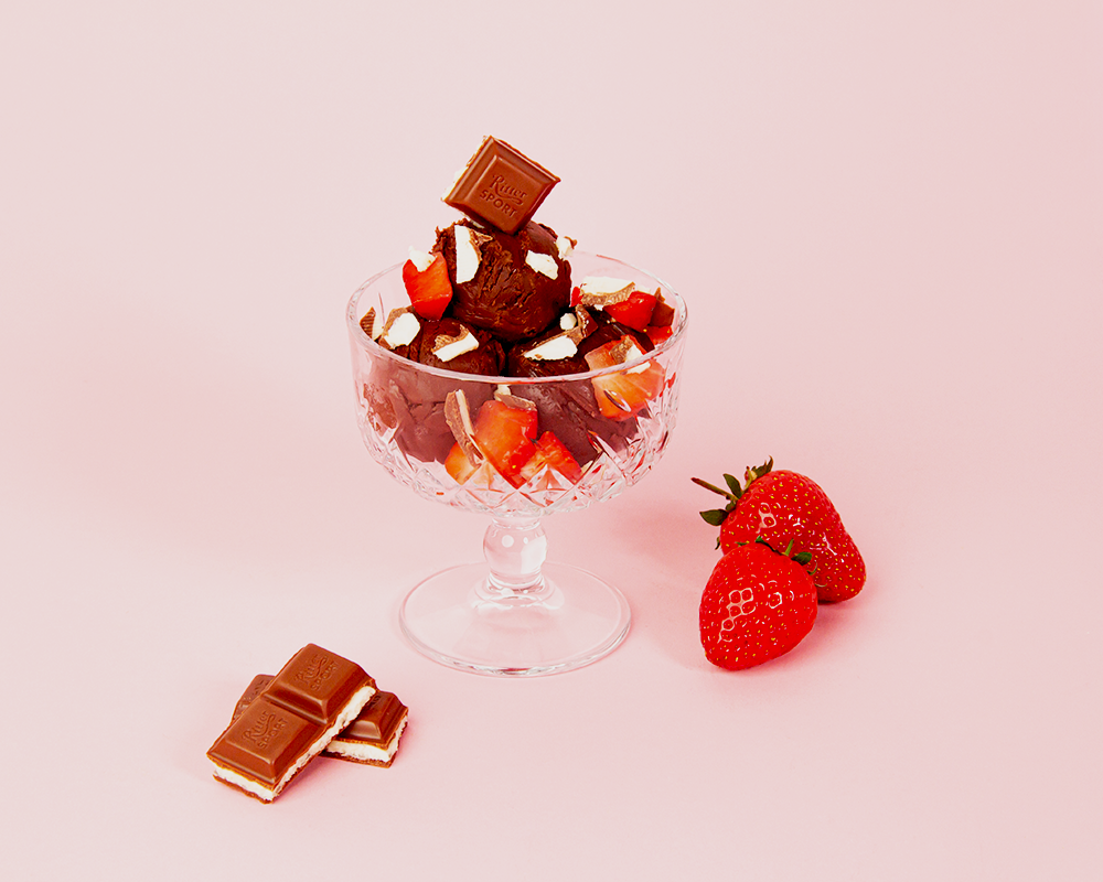 Rezept: DIY Schokoladen-Eisbecher-Variationen - RITTER SPORT Blog