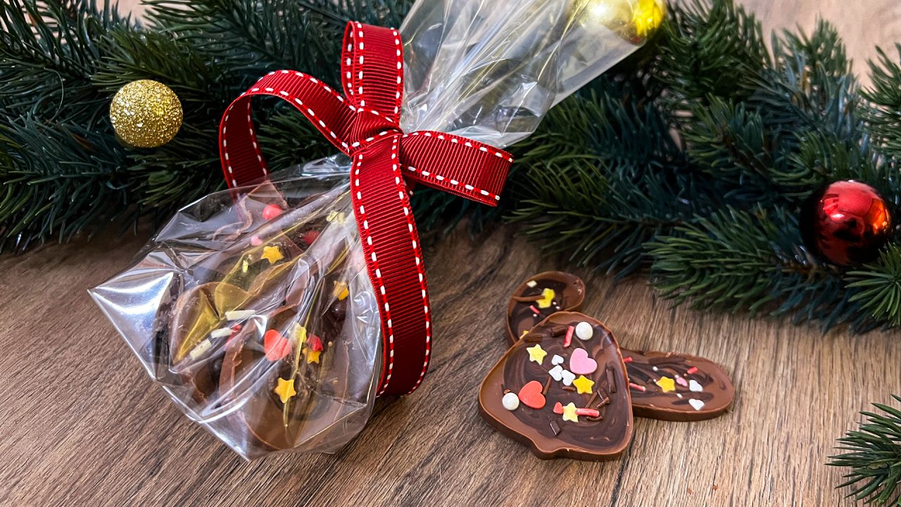 Last-Minute-Weihnachtszauber: Selbstgemachte Schokoladen-Plätzchen ...