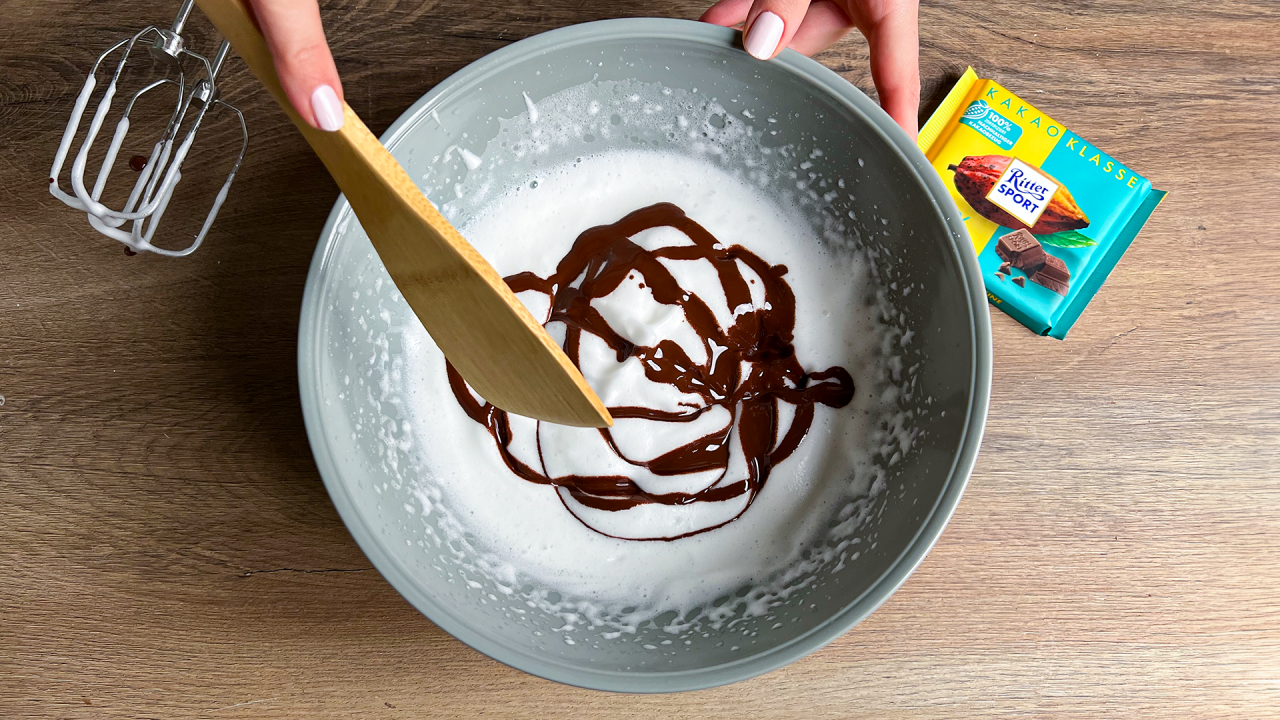 Vegane Mousse au Chocolat – Drei leckere Varianten - RITTER SPORT Blog