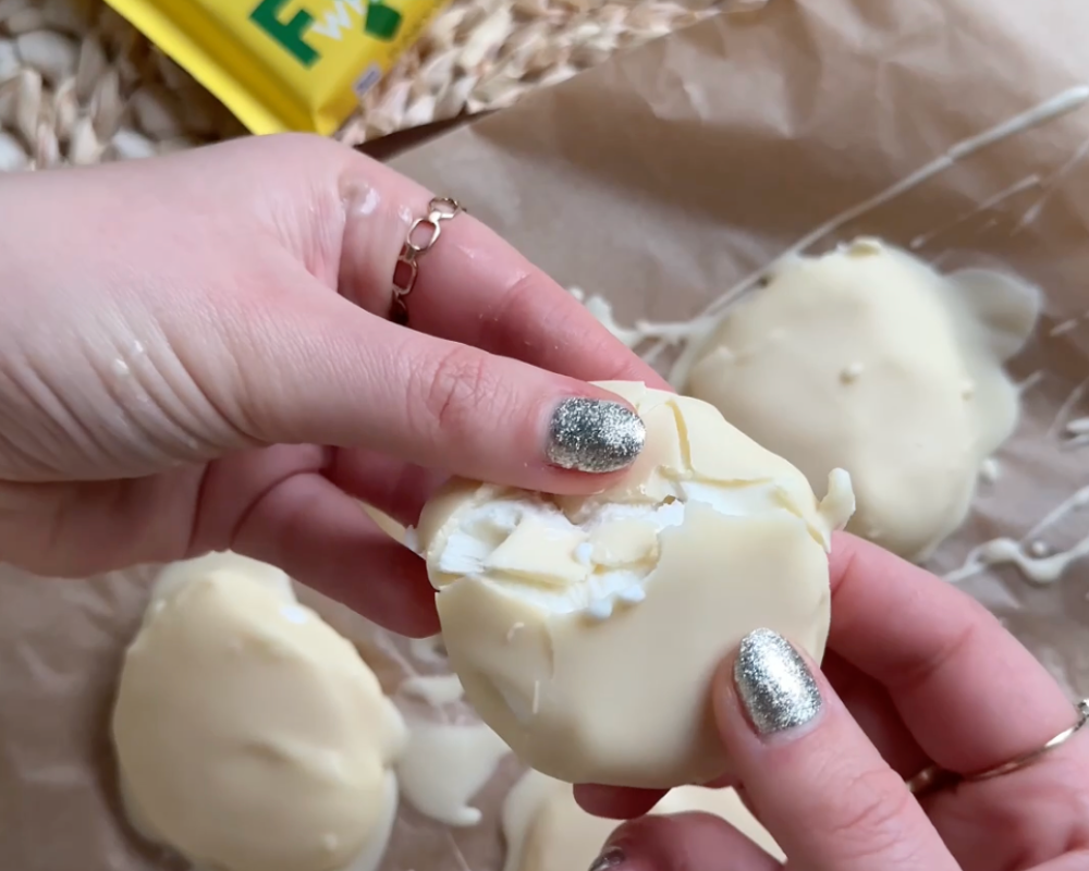 Joghurt Bites mit White Lemon Schokolade